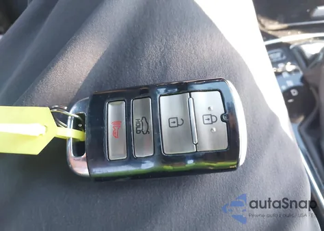 2016 Kia Cadenza Premium из США, поврежденный, VIN KNALN4D76G5209704